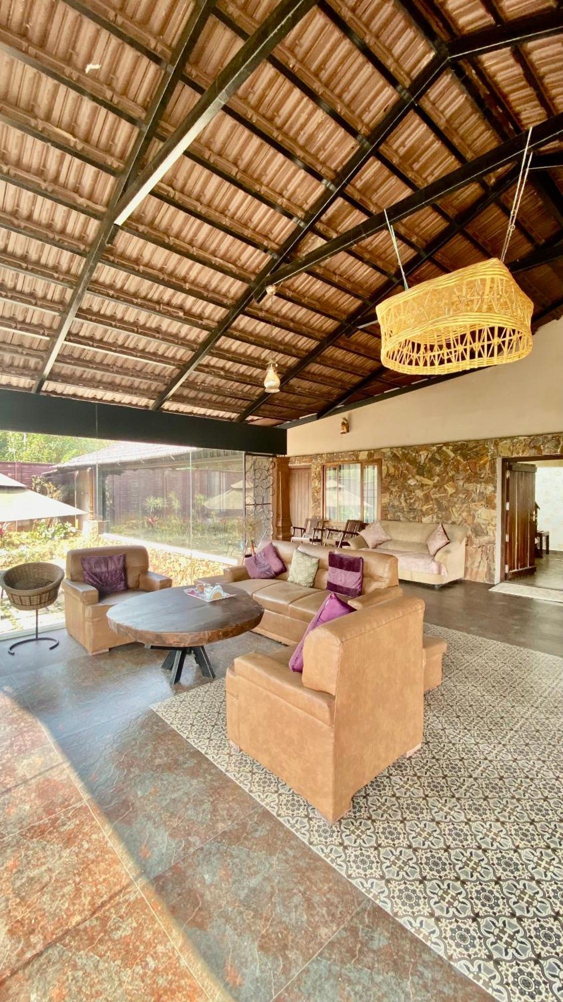 Willostays Villa Tranquil De Susanj Саклешпур Экстерьер фото